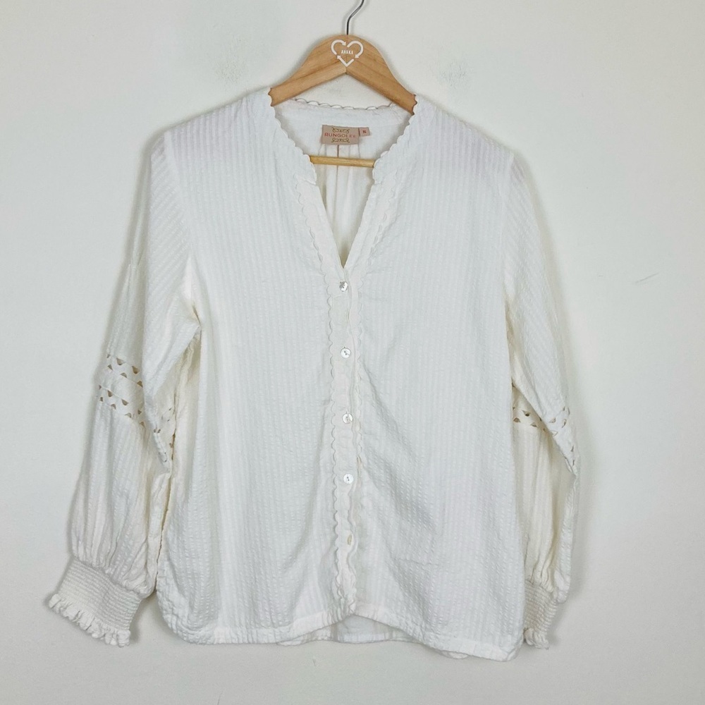 Rungolee white / cream seersucker Phoebe blouse. Ric rac and ruffle details. S